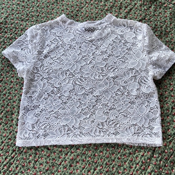 🌸 Only Crop T-Shirt - Picture 2 of 6